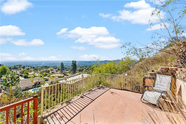 $1,598,000 | 591 Devonwood Road, Altadena, CA 91001
