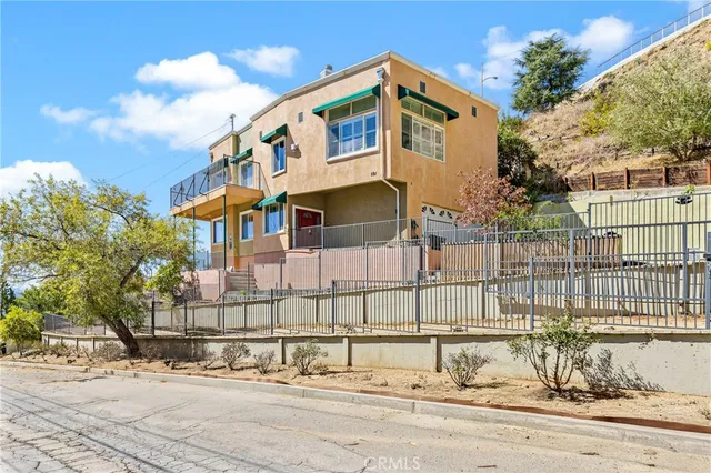 $1,695,000 | 591 Devonwood Road, Altadena, CA 91001