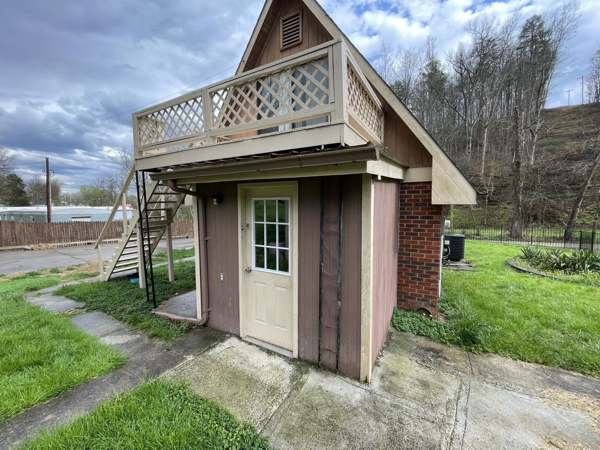 830 Old Town Branch Road Grayson, KY 41143 - Photo 4 of 16