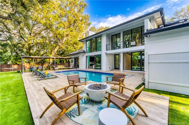 $2,895,000 | 4 Heritage Way, Stuart, FL 34996