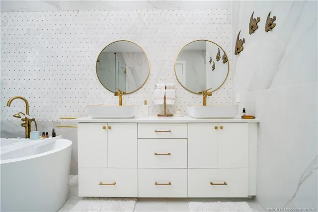 $2,895,000 | 4 Heritage Way, Stuart, FL 34996