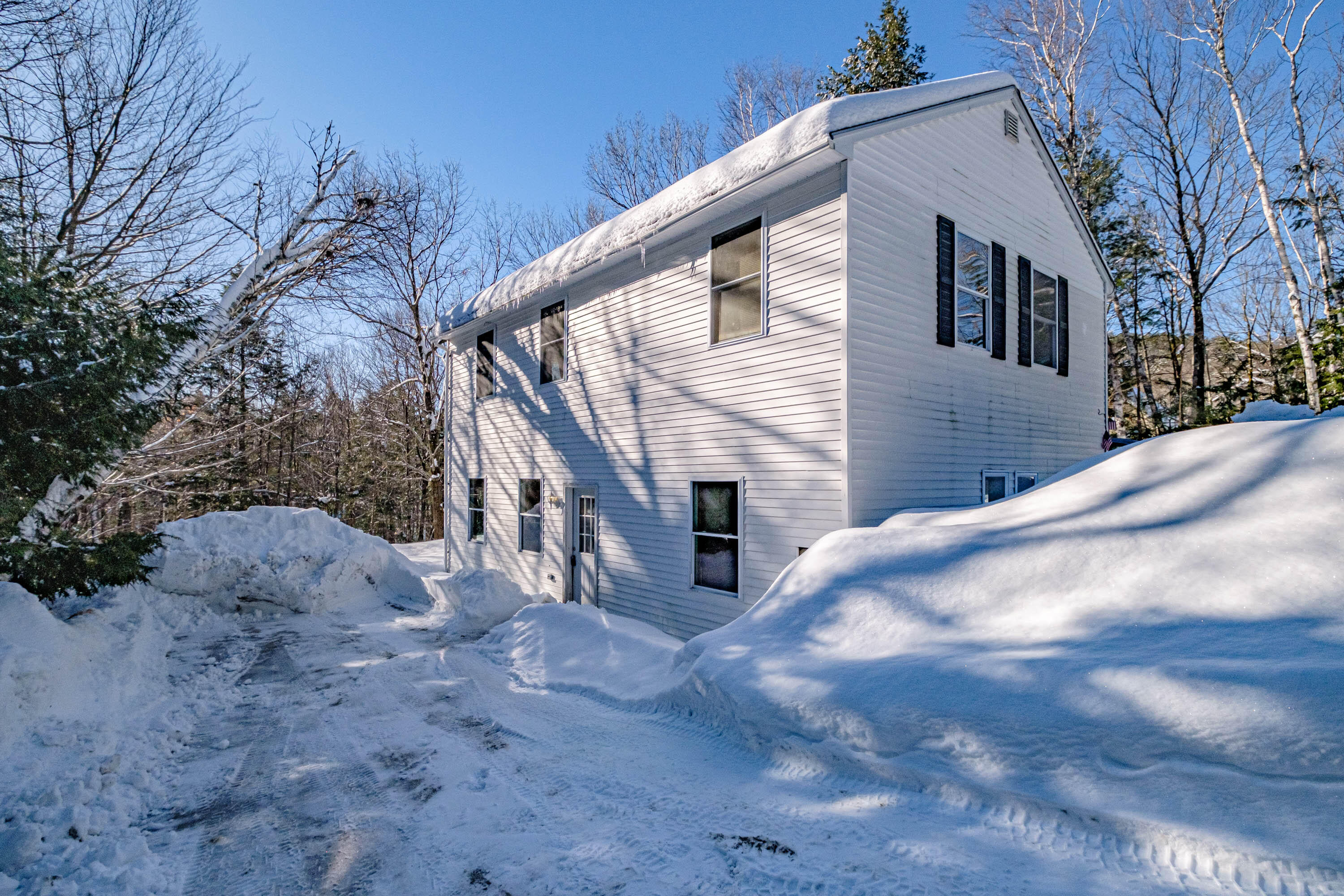 33 Ledge Road Sebago, ME 04029 - Photo 2 of 32 20230303gp-60038