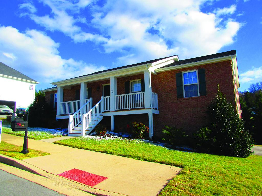 185 Azalea Ridge Johnson City, TN 37601 - Photo 2 of 30 3 bedroom 2 bath