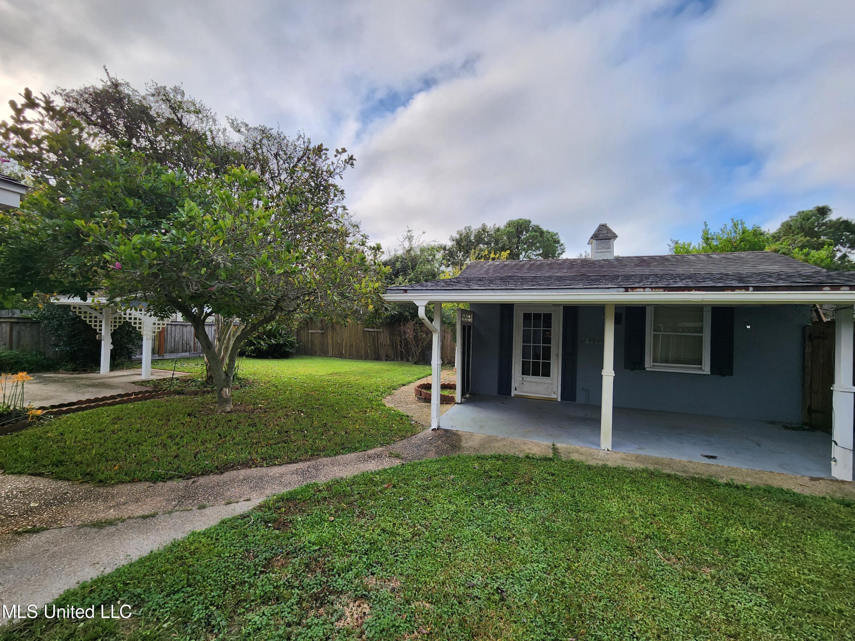 1739 Ridgeway Drive Biloxi, MS 39531 - Photo 24 of 29 24