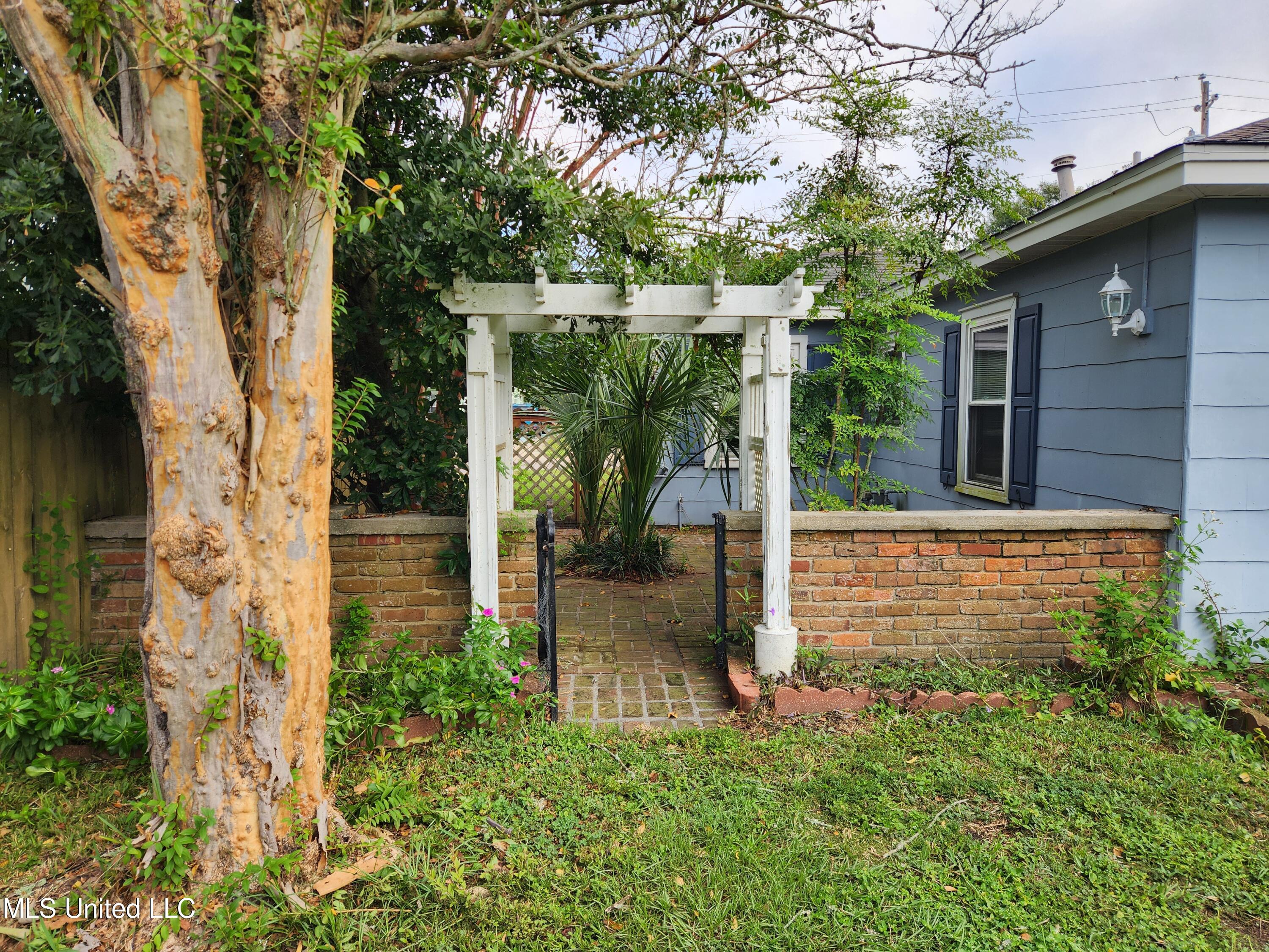 1739 Ridgeway Drive Biloxi, MS 39531 - Photo 27 of 29 27