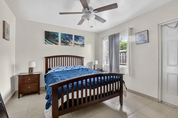 $2,200 | 1932 Northeast 7th Street, Unit 2, Deerfield Beach, FL 33441