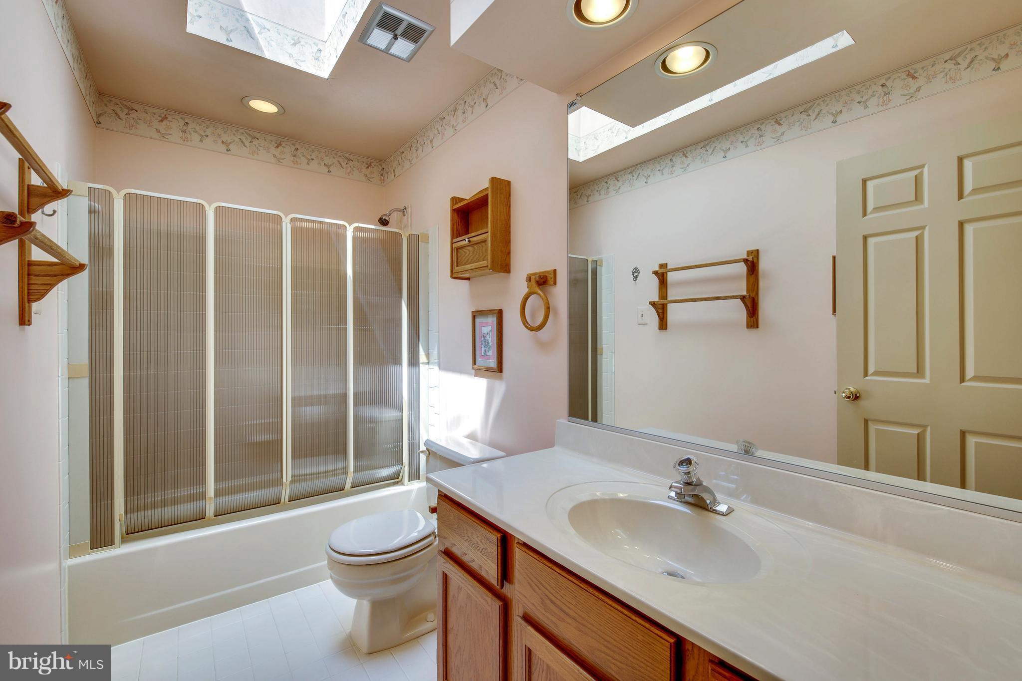 14532 Pebblestone Drive Silver Spring, MD 20905 - Photo 16 of 30 Bath