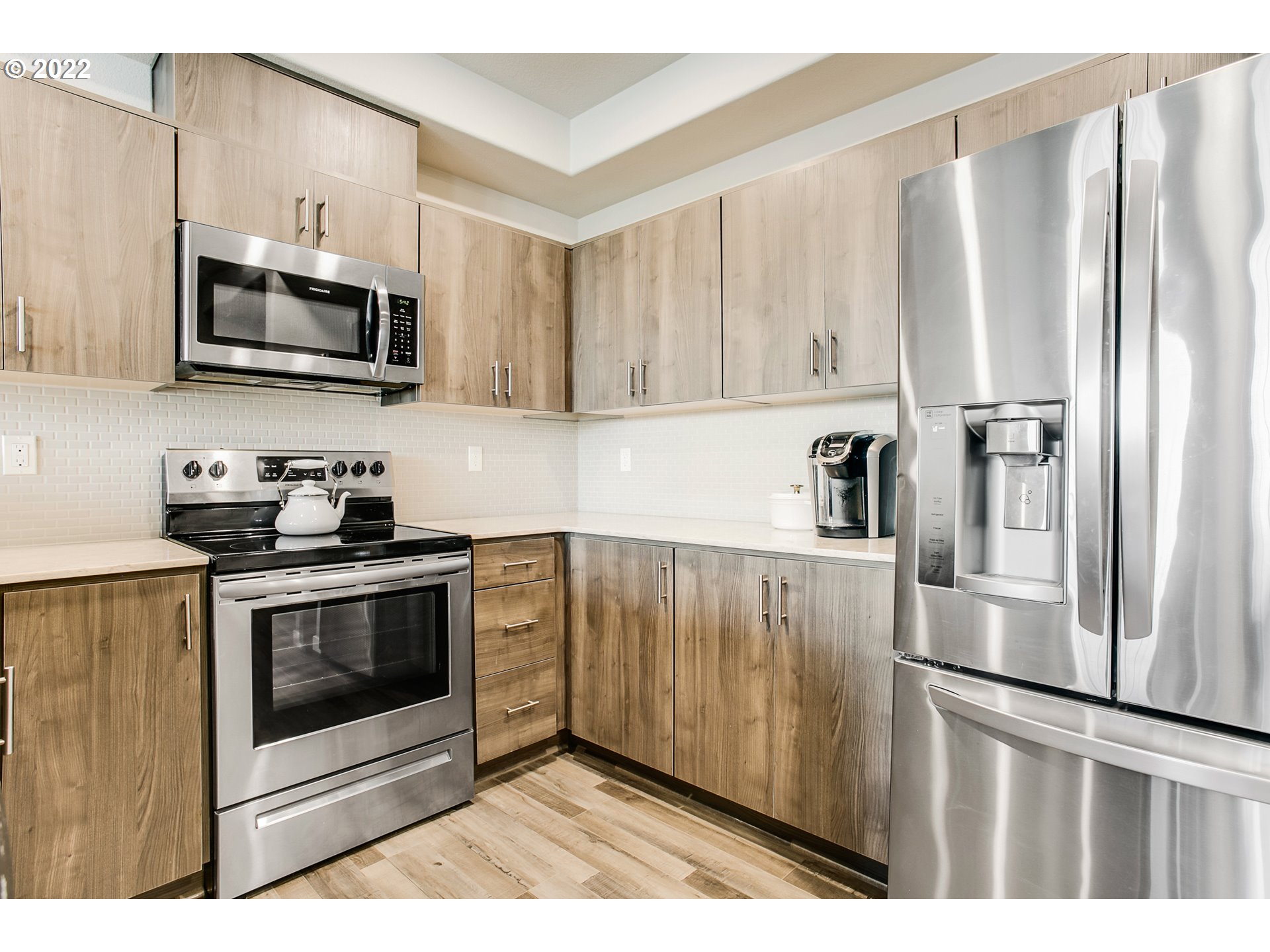 17182 Southwest Appledale Road, Unit 204 Beaverton, OR 97007 - Photo 5 of 18 Gallery Image 5
