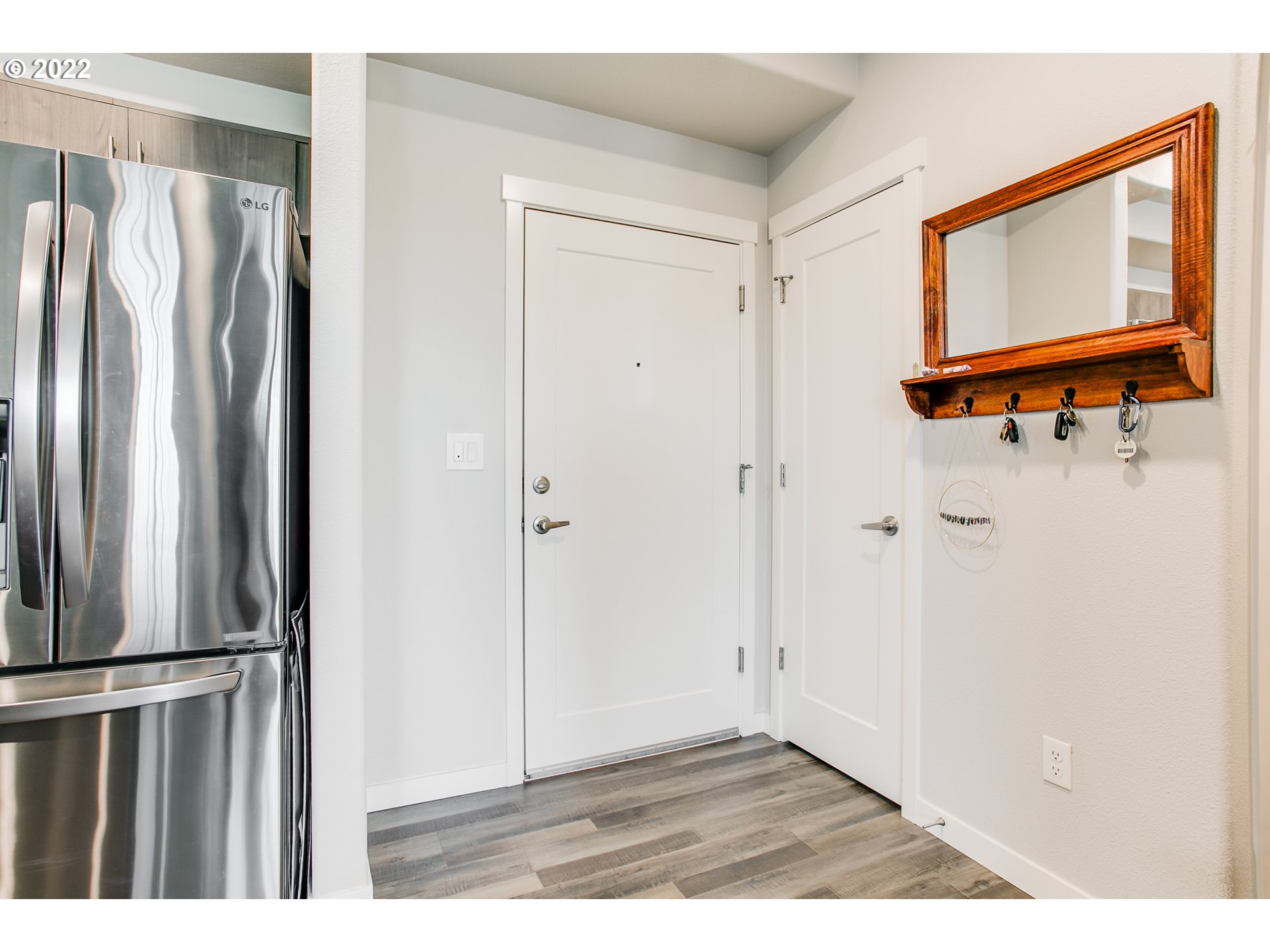 17182 Southwest Appledale Road, Unit 204 Beaverton, OR 97007 - Photo 7 of 18 Gallery Image 7