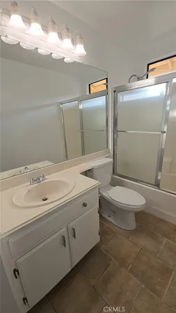 $569,900 | 10387 Crossing Green Circle, Moreno Valley, CA 92557