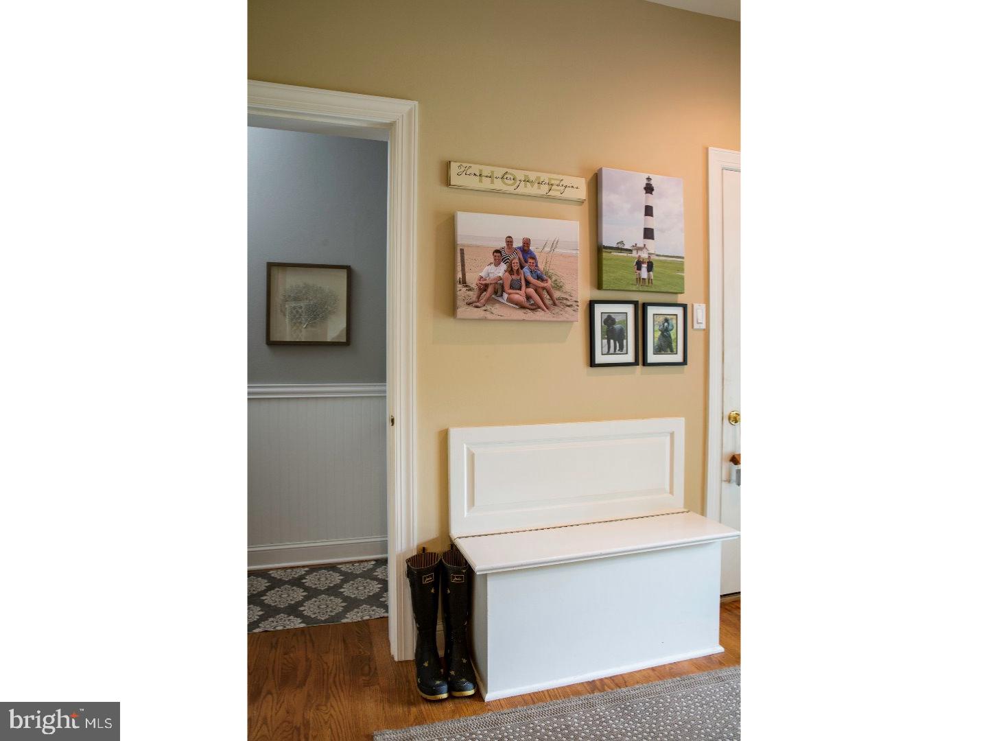 3725 Concord Road Doylestown, PA 18902 - Photo 10 of 25 Hallway