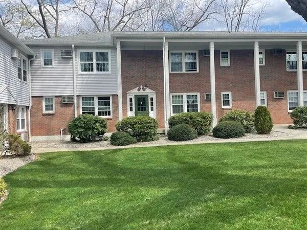 $188,000 | 80 Brush Hill Avenue, Unit 65, West Springfield, MA 01089