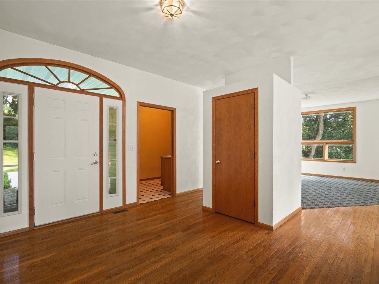 7519 Burr Oak Road Roscoe, IL 61073 - Photo 5 of 58 Gallery Image 5