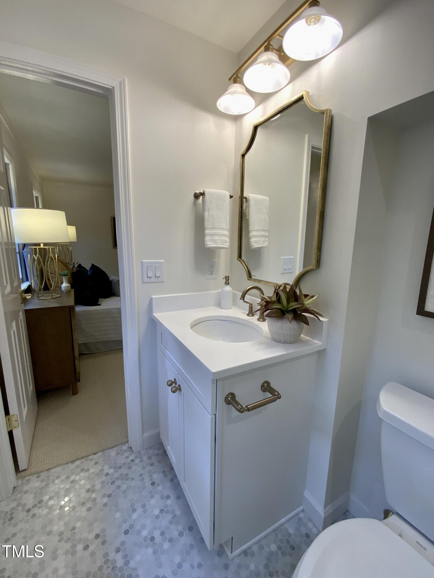 3908 Northampton Road Durham, NC 27707 - Photo 28 of 49 Guest Suite Bath