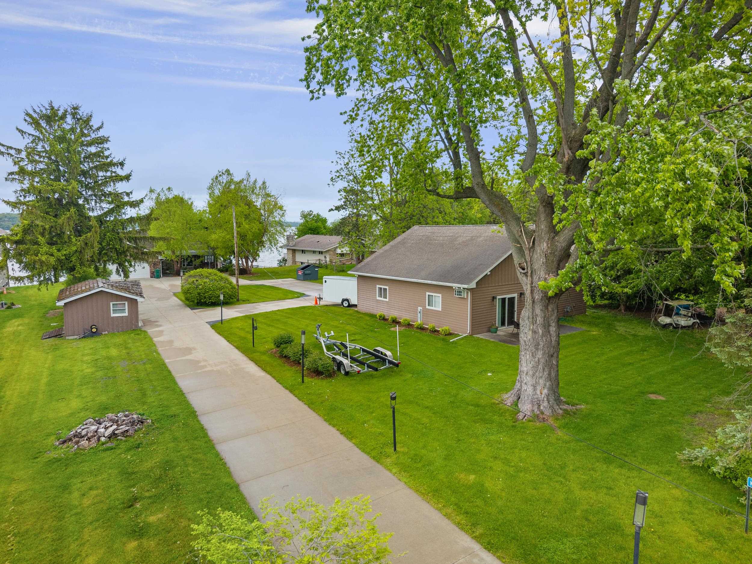 W2932 Kahl Road Markesan, WI 53946 - Photo 6 of 78