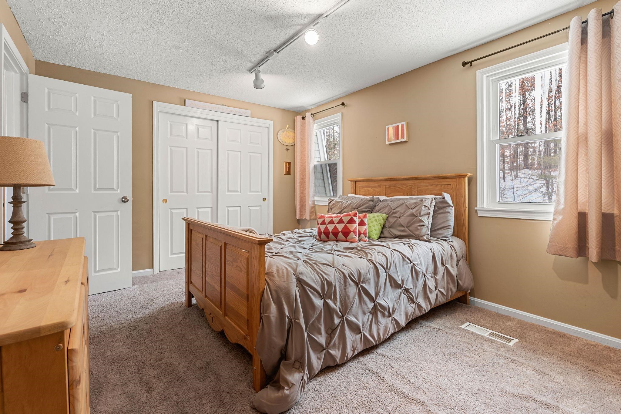 4 Gunstock Ridge Merrimack, NH 03054 - Photo 16 of 37