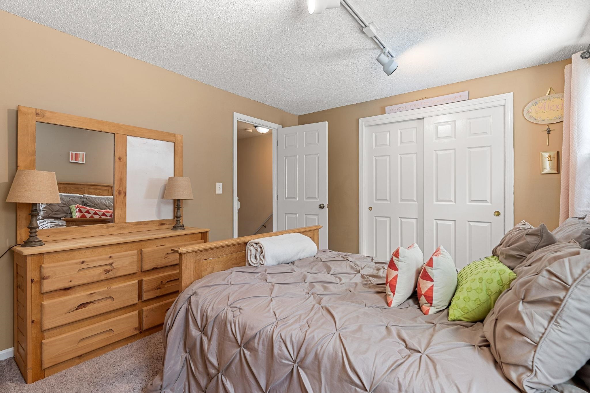 4 Gunstock Ridge Merrimack, NH 03054 - Photo 18 of 37