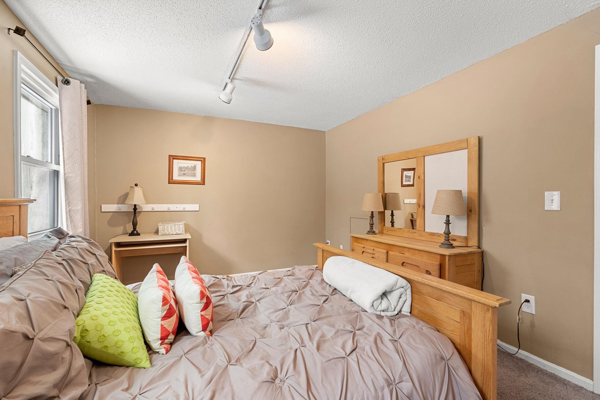 4 Gunstock Ridge Merrimack, NH 03054 - Photo 19 of 37