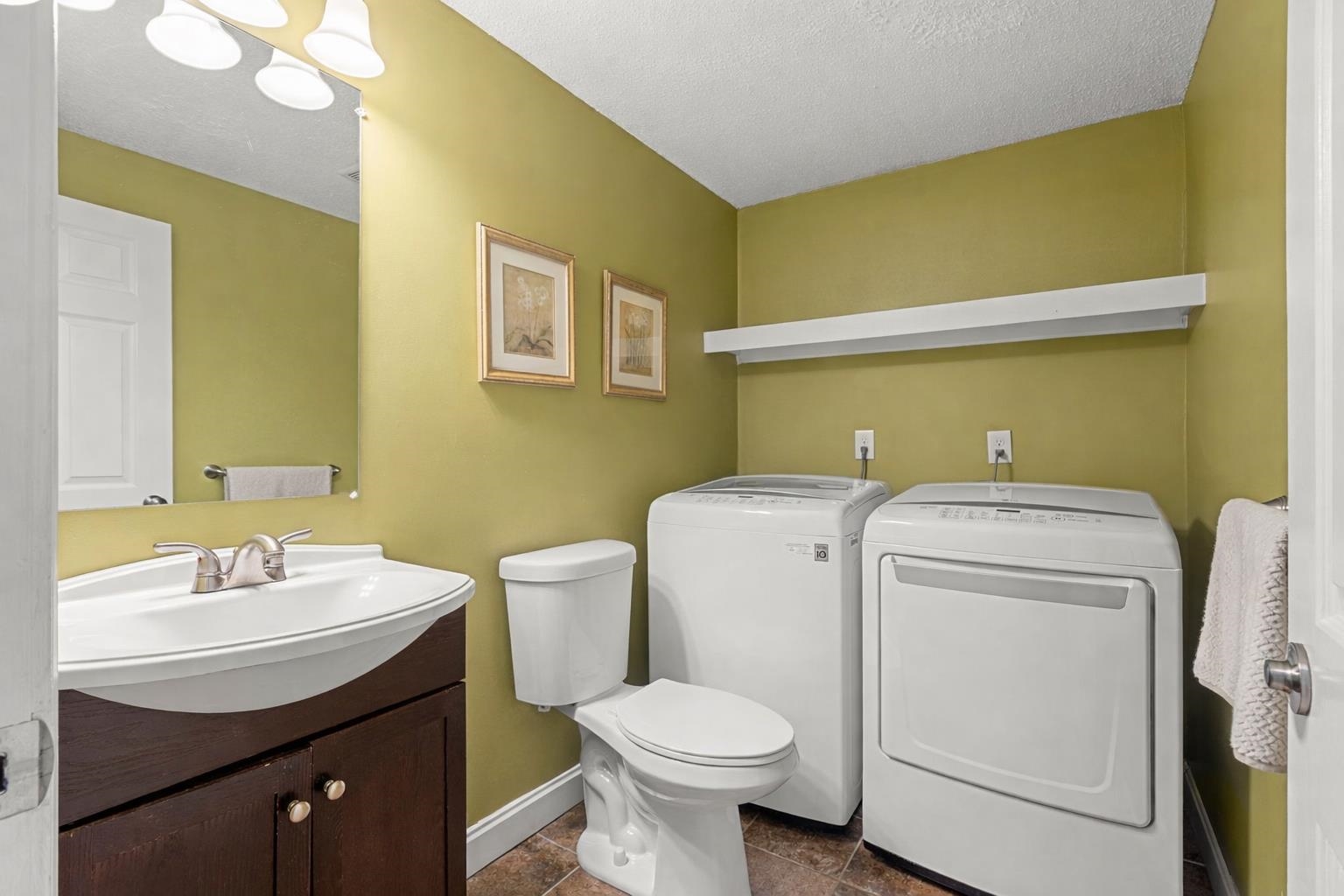 4 Gunstock Ridge Merrimack, NH 03054 - Photo 9 of 37