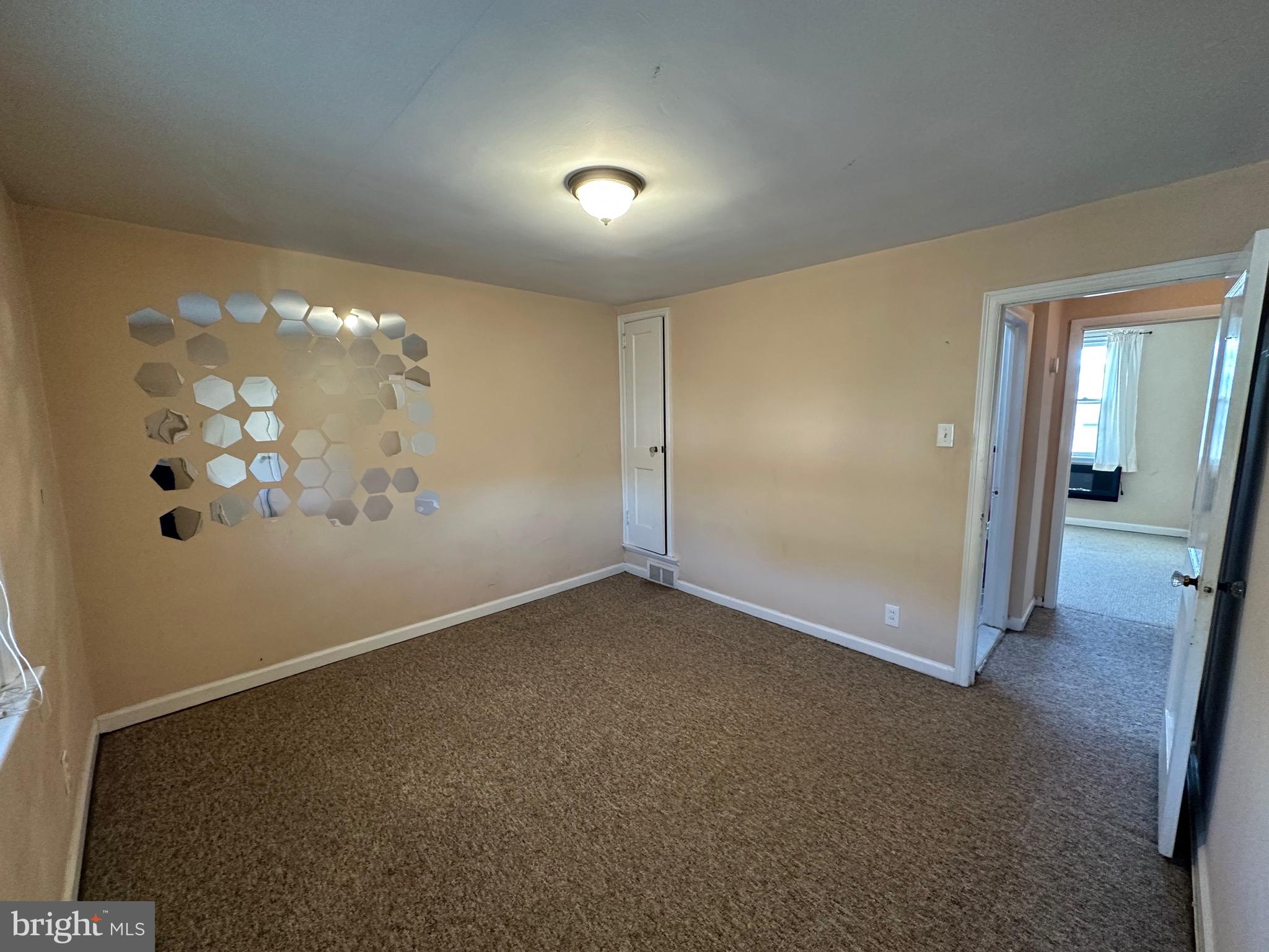 4149 Passmore Street Philadelphia, PA 19135 - Photo 15 of 17