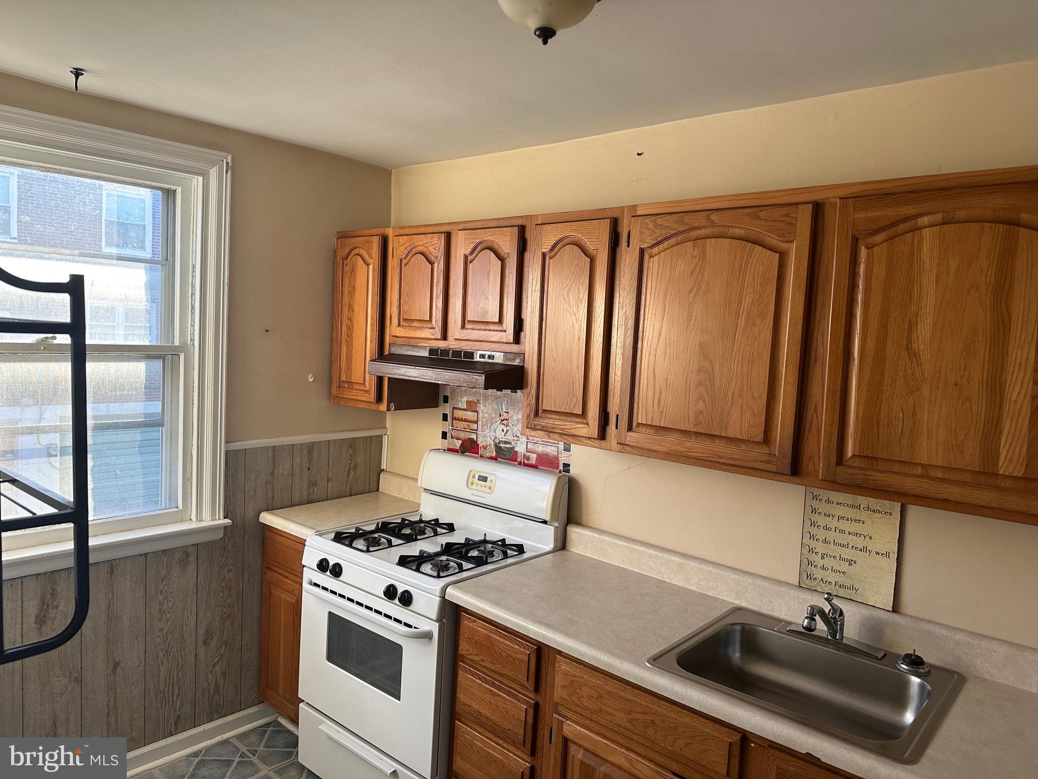 4149 Passmore Street Philadelphia, PA 19135 - Photo 7 of 17