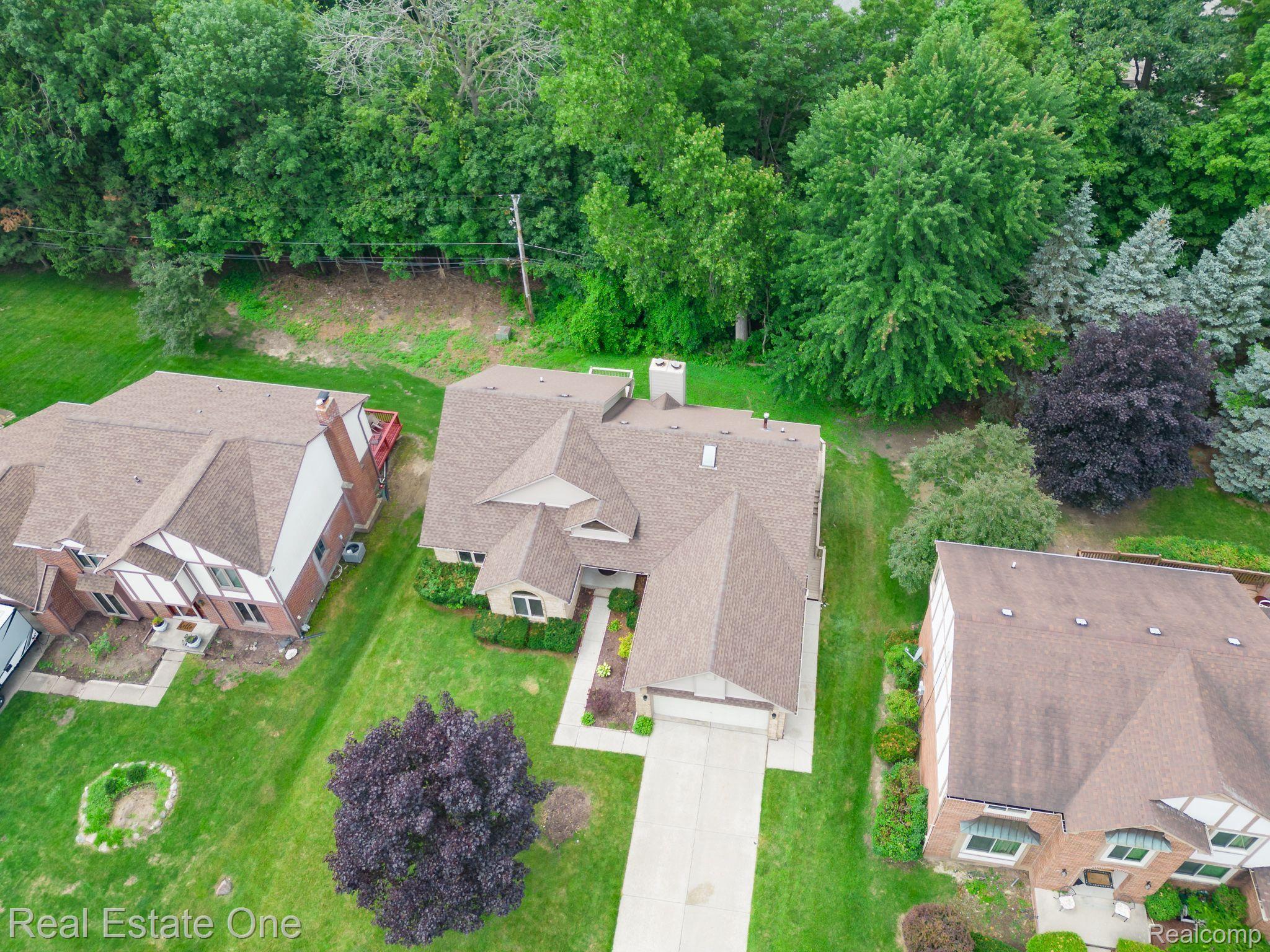 289 Rose Brier Drive Rochester, MI 48309 - Photo 31 of 42 Gallery Image 31