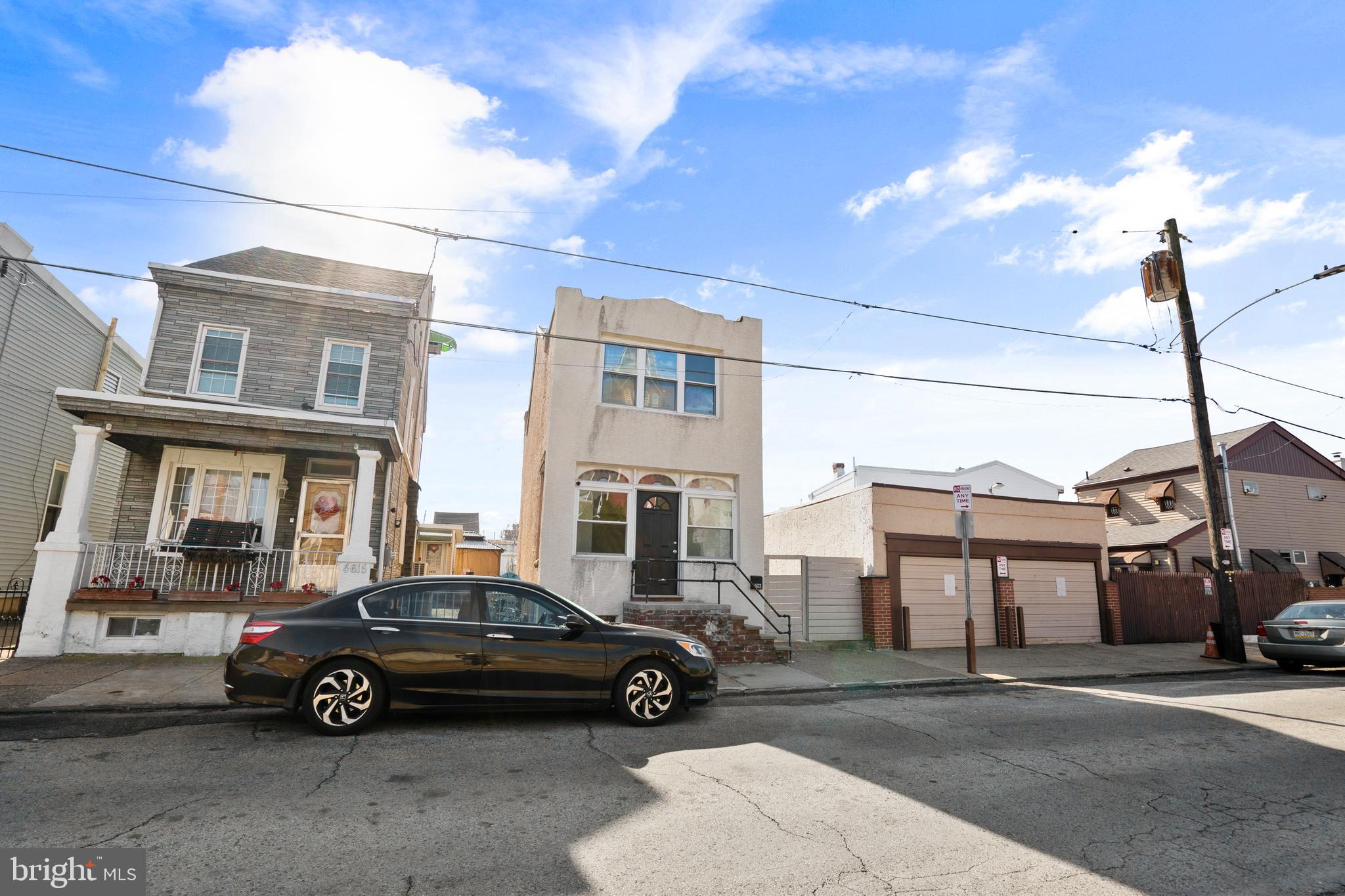 4613 Edgemont Street Philadelphia, PA 19137 - Photo 3 of 34