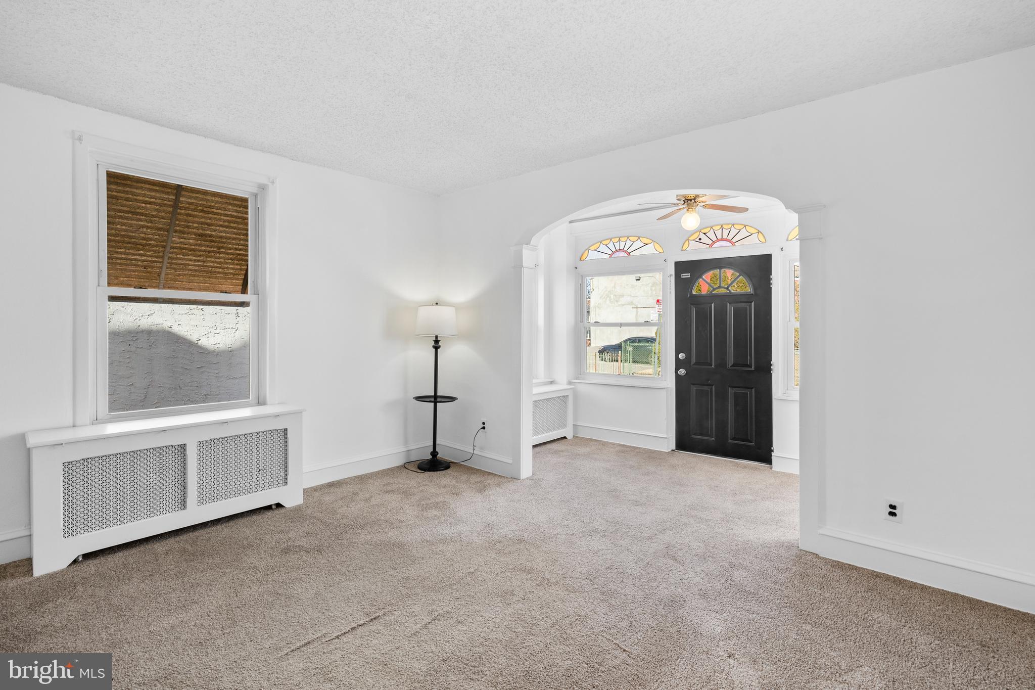 4613 Edgemont Street Philadelphia, PA 19137 - Photo 9 of 34
