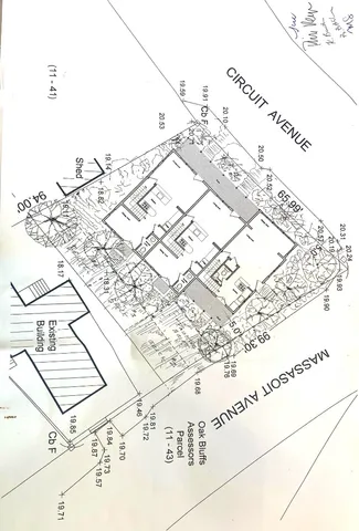 a black and white photo of a room