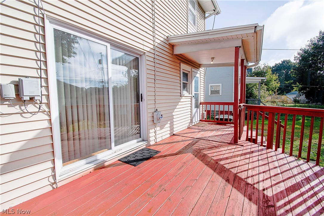 2306 10th Street Northwest Canton, OH 44708 - Photo 5 of 23 Nice size deck.