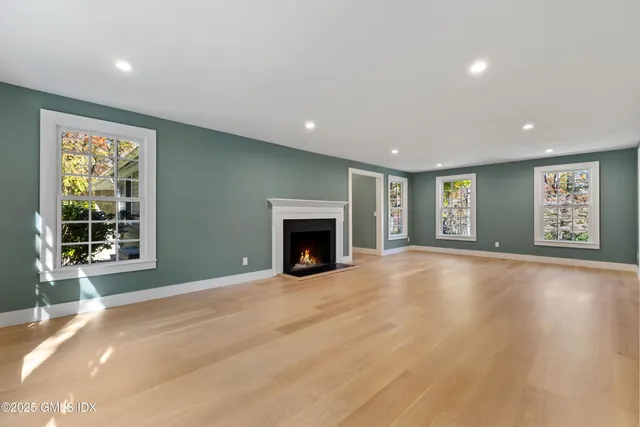 $4,995,000 | 40 Howard Road, Greenwich, CT 06831