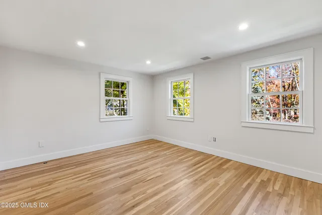 $4,995,000 | 40 Howard Road, Greenwich, CT 06831