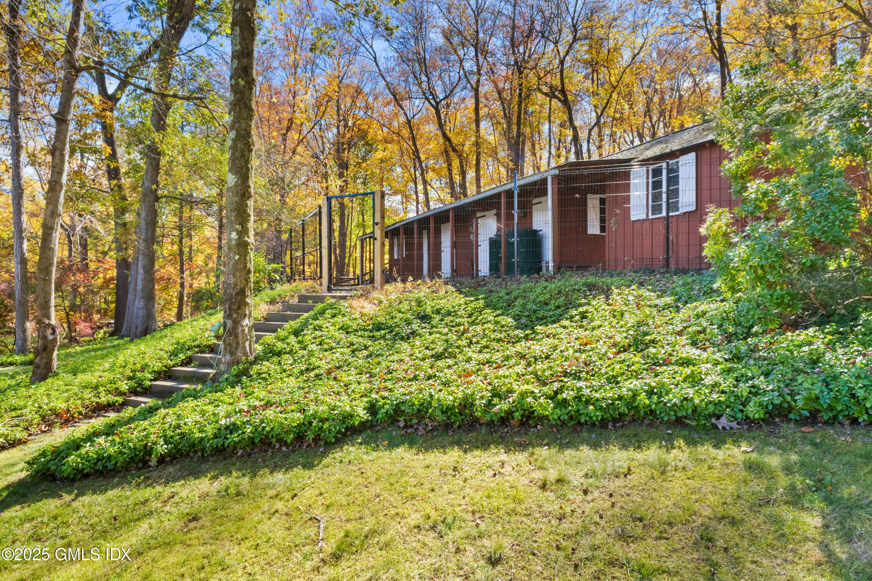 40 Howard Road Greenwich, CT 06831 - Photo 35 of 46 40 Howard