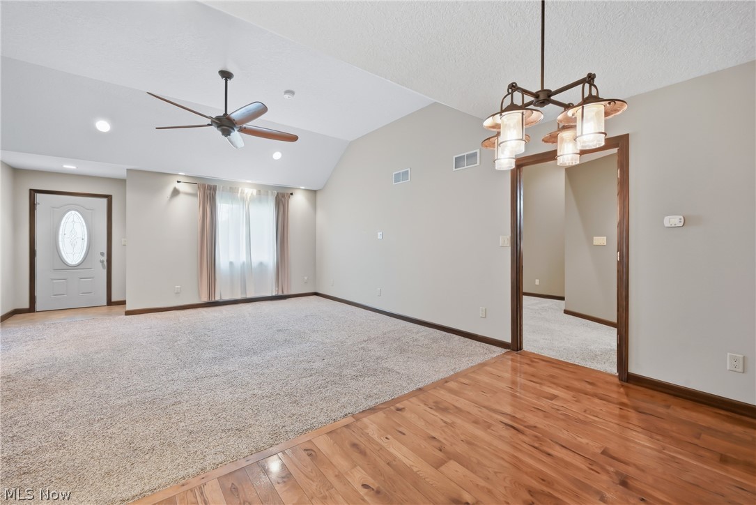 1532 South State Line Road Masury, OH 44438 - Photo 17 of 35 Gallery Image 17