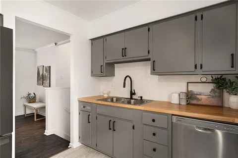 $329,000 | 9920 Benson Drive, Overland Park, KS 66212