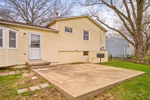 $329,000 | 9920 Benson Drive, Overland Park, KS 66212