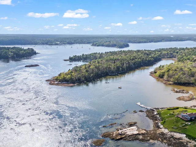 $3,499,000 | 92 Brooks Cove Road, Westport Island, ME 04578