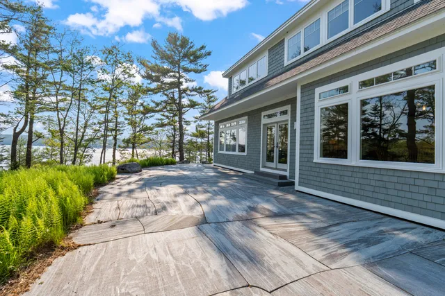 $3,499,000 | 92 Brooks Cove Road, Westport Island, ME 04578