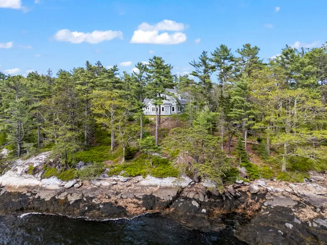 $3,499,000 | 92 Brooks Cove Road, Westport Island, ME 04578