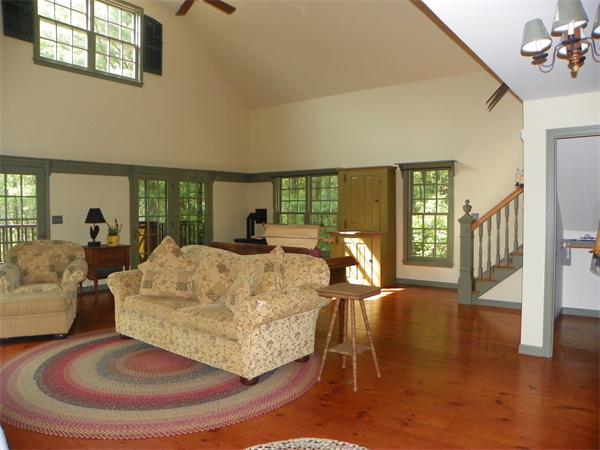 535 Patriots Road Templeton, MA 01468 - Photo 12 of 28