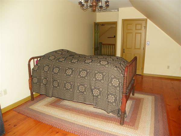 535 Patriots Road Templeton, MA 01468 - Photo 16 of 28