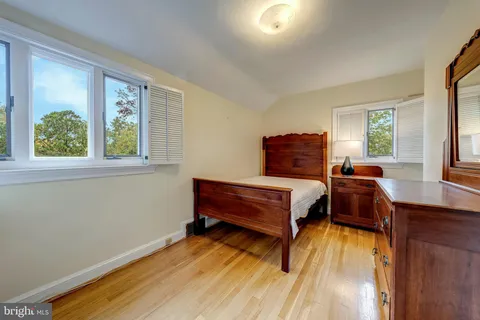 $798,500 | 2708 Central Avenue, Alexandria, VA 22302