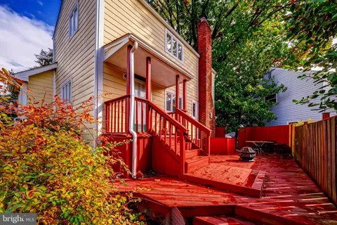 $798,500 | 2708 Central Avenue, Alexandria, VA 22302
