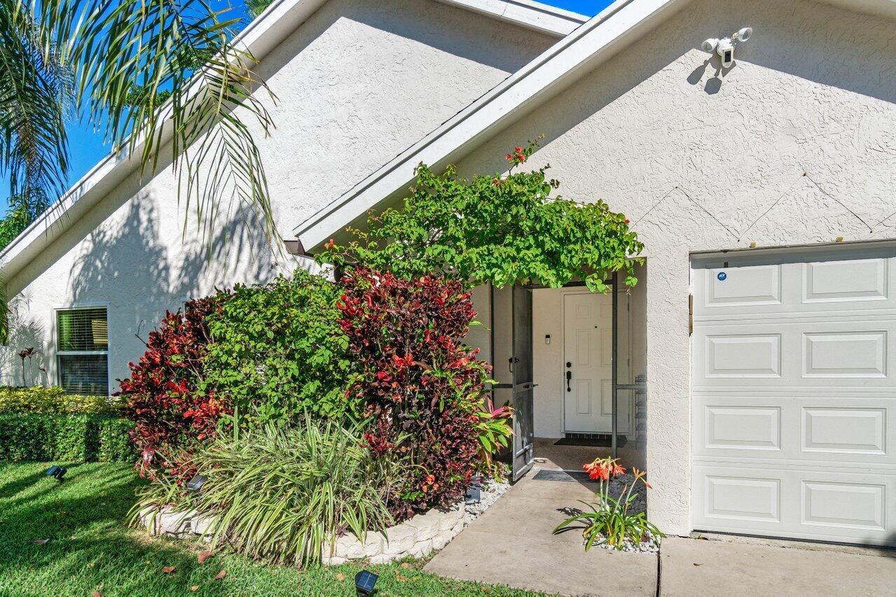 22525 Swordfish Drive Boca Raton, FL 33428 - Photo 5 of 41 005-22525SwordfishDrive-BocaRaton-FL-334
