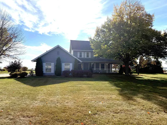 $425,000 | 4116 Michigan Shores Drive, Menominee, MI 49858