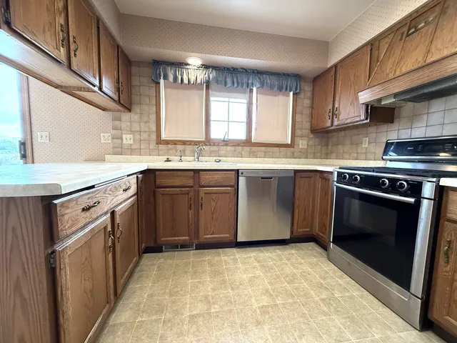 $425,000 | 4116 Michigan Shores Drive, Menominee, MI 49858