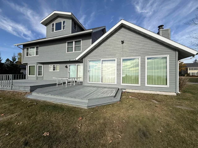 $425,000 | 4116 Michigan Shores Drive, Menominee, MI 49858