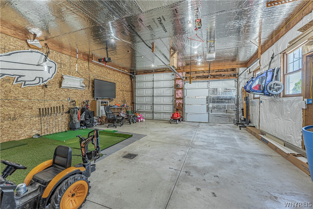 3567 Orangeport Road Hartland, NY 14067 - Photo 40 of 49 Heated!