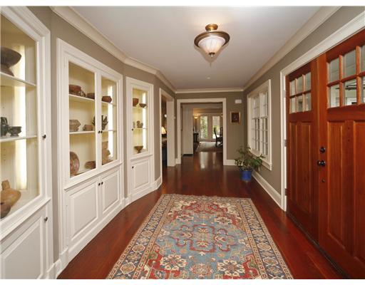 69 St Nicholas Road Darien, CT 06820 - Photo 3 of 20