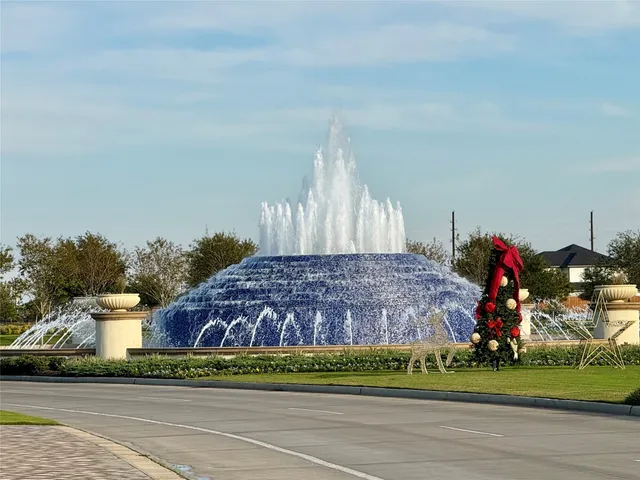 $2,700 | 30751 Wicklow Gdns Drive, Fulshear, TX 77441